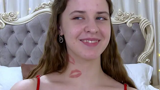 AgataAisitt online show from January 2025 11:43:01 PM