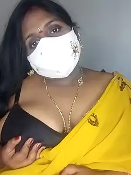 Snapshot of Sexy_Radhikaa chatting on February 2025 09:42:01 AM Sexy Radhikaa online show from February 2025 09:42:01 AM
