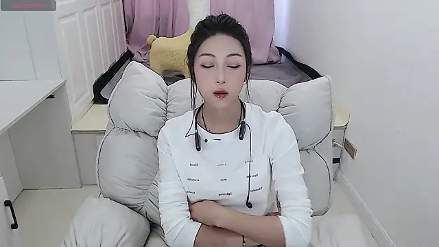 Snapshot of Tang-1314 chatting on January 2025 02:23:01 AM Tang-1314 online show from January 2025 02:23:01 AM