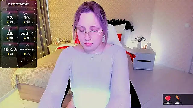 Snapshot of Jenny_Luvv chatting on January 2025 08:03:01 AM Jenny Luvv online show from January 2025 08:03:01 AM
