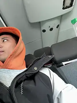 lilywithpuppy online show from February 2026 03:29:02 PM