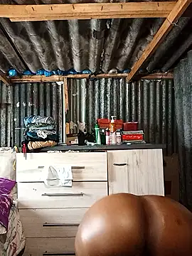 curvyloneah75 online show from January 2026 10:42:02 AM