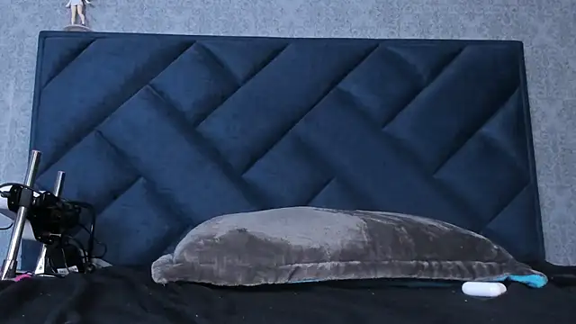 melody hanks online show from March 2025 10:04:02 PM