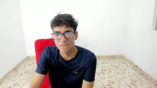 Snapshot of Harry_LatinBoy chatting on February 2025 10:53:02 PM Harry LatinBoy online show from February 2025 10:53:02 PM