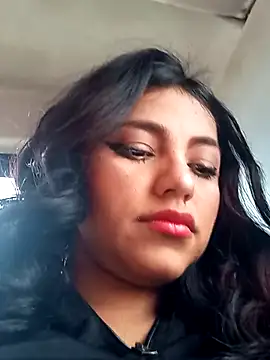 Naomy veracruz  online show from November 2025 12:18:01 PM