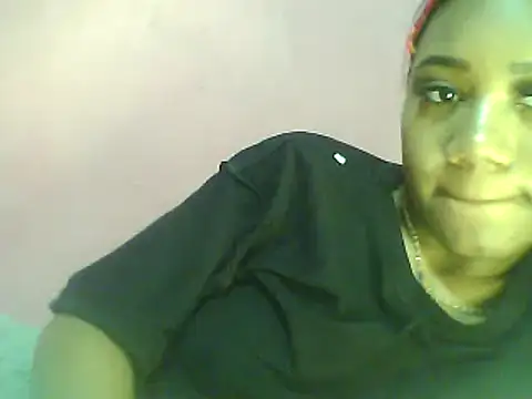 Snapshot of Fariana01 chatting on December 2024 02:30:02 AM Fariana01 online show from December 2024 02:30:02 AM