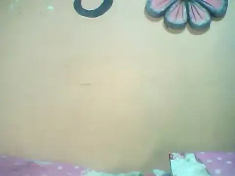 Snapshot of Fariana01 chatting on January 2025 08:57:02 PM Fariana01 online show from January 2025 08:57:02 PM