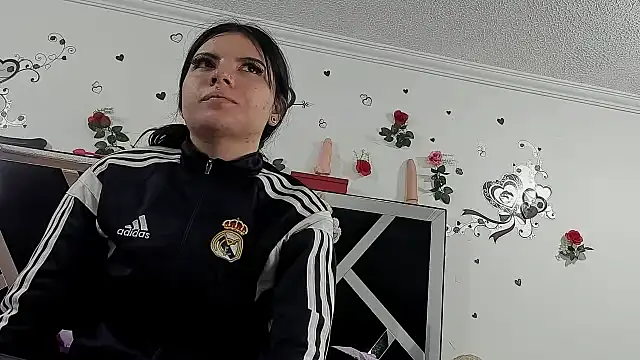 abby eemily online show from October 2025 12:01:02 PM