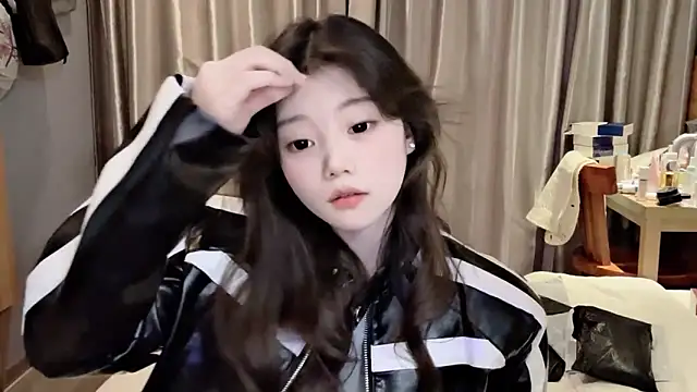 yangyang-1115 online show from February 2025 09:47:01 AM