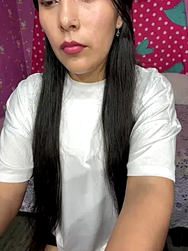 Velyn 18 online show from November 2025 04:34:02 AM