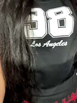 Snapshot of Velyn_18 chatting on December 2025 06:26:01 PM Velyn 18 online show from December 2025 06:26:01 PM