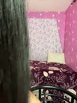 Snapshot of Velyn_18 chatting on December 2025 06:24:02 PM Velyn 18 online show from December 2025 06:24:02 PM