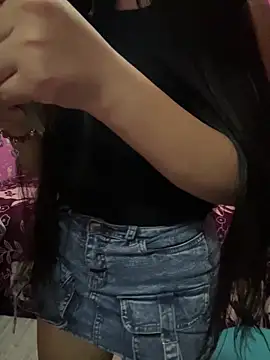 Snapshot of Velyn_18 chatting on December 2025 08:59:01 PM Velyn 18 online show from December 2025 08:59:01 PM