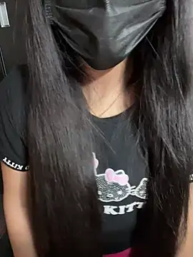 Snapshot of Velyn_18 chatting on February 2026 06:32:02 AM Velyn 18 online show from February 2026 06:32:02 AM