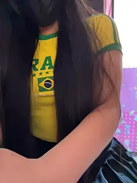 Snapshot of Velyn_18 chatting on February 2026 03:32:02 PM Velyn 18 online show from February 2026 03:32:02 PM