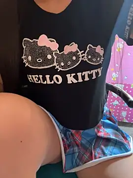 Snapshot of Velyn_18 chatting on February 2026 04:52:02 PM Velyn 18 online show from February 2026 04:52:02 PM