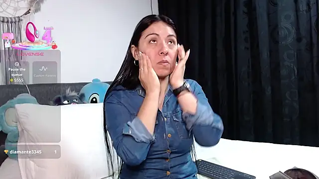 Ella Rousse online show from April 2026 11:35:01 AM