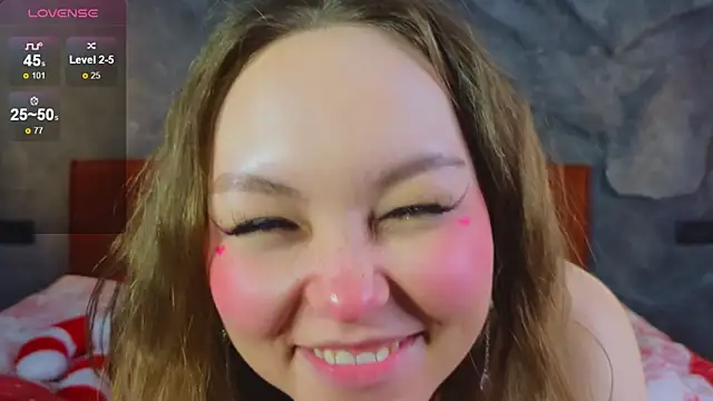 Snapshot of GwendolynFinch chatting on February 2025 04:44:01 AM GwendolynFinch online show from February 2025 04:44:01 AM