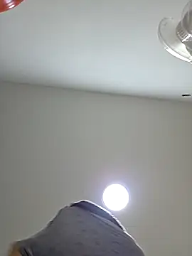 NeredaXxx online show from April 2026 08:39:01 PM