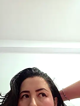 NeredaXxx online show from April 2026 07:58:02 PM