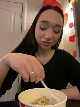 TaylorDavids online show from March 2025 07:45:02 PM