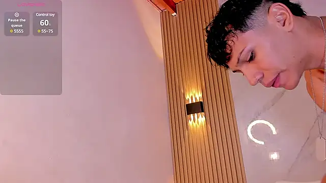 im sebaslopez online show from February 2025 03:24:02 AM