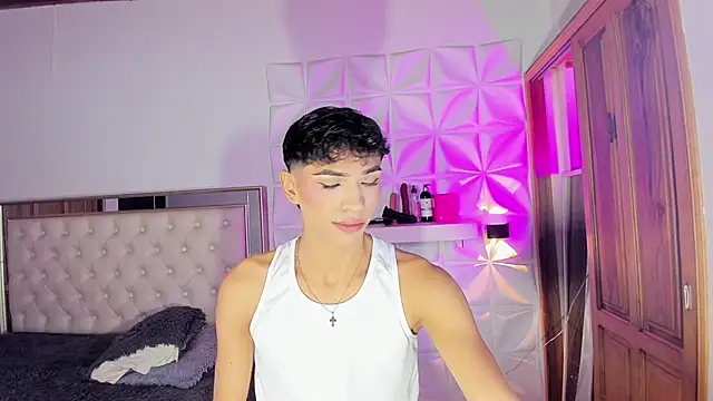 im sebaslopez online show from February 2026 06:54:01 AM