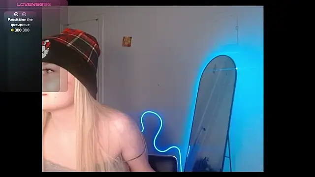 livcutebaby online show from February 2025 12:38:02 AM