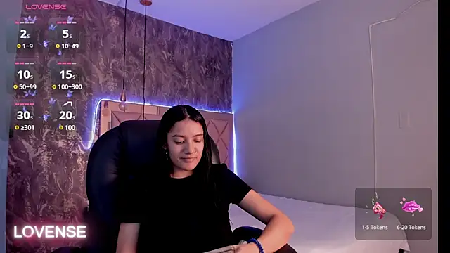 Snapshot of SKYLERWHIITEE chatting on January 2025 02:16:02 AM SKYLERWHIITEE online show from January 2025 02:16:02 AM