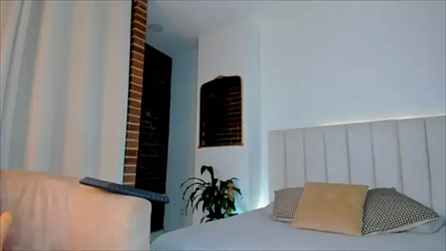 allana franco online show from February 2026 02:19:02 AM