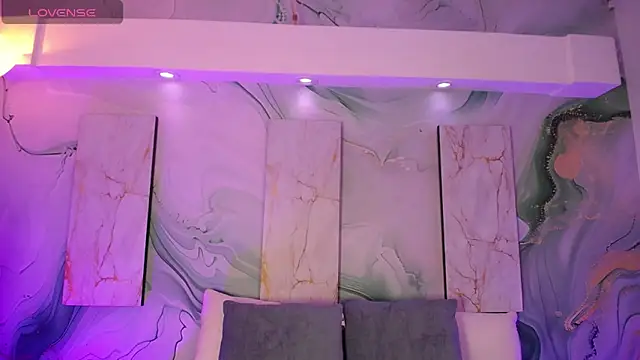 Aniie Doll online show from April 2026 08:28:02 PM