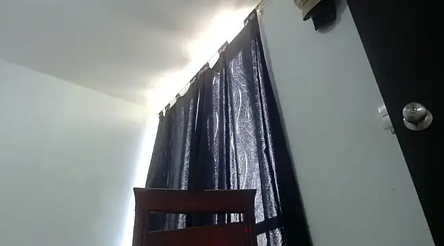 nicolle milf1978 online show from March 2025 01:45:01 PM