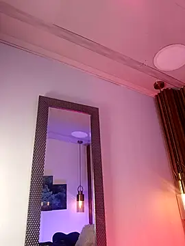 Noah Xitruxx online show from October 2025 01:08:02 PM