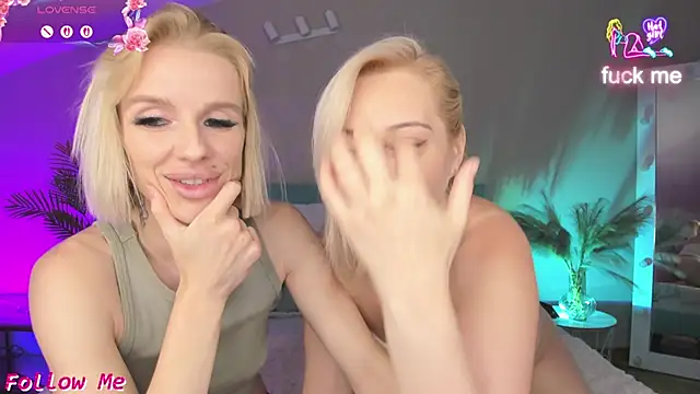 Snapshot of Lana_kitty__ chatting on July 2026 02:02:02 AM Lana kitty online show from July 2026 02:02:02 AM