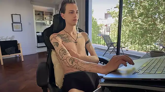 Den BlueXx online show from March 2026 02:44:01 PM