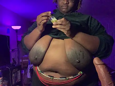 BigKittyRaven online show from February 2025 04:22:01 AM