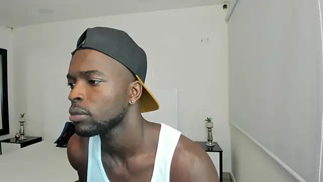 Dylan Taylor online show from February 2025 03:43:02 AM