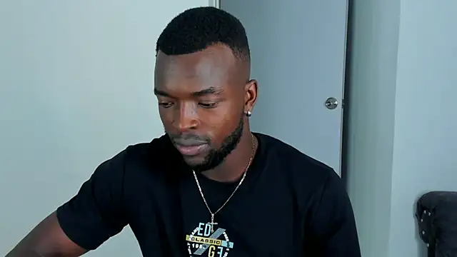 Dylan Taylor online show from October 2025 02:53:01 AM