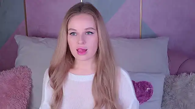 BeatriceEsmont online show from February 2025 08:34:02 PM