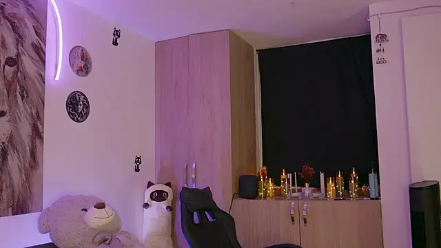 Snapshot of Maryann_jones chatting on March 2026 01:17:01 PM Maryann jones online show from March 2026 01:17:01 PM