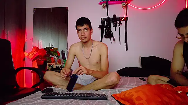 Nymphobuddies online show from January 2025 04:51:02 AM