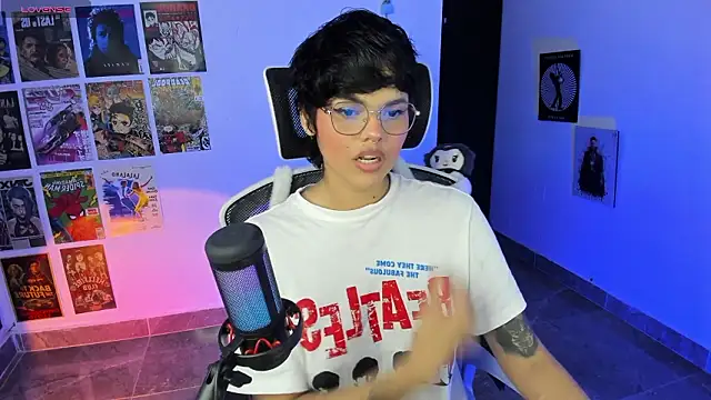 Snapshot of gooddess_isis chatting on February 2026 07:09:02 AM gooddess isis online show from February 2026 07:09:02 AM