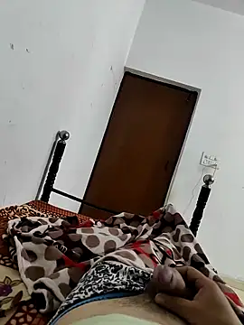 Snapshot of shale26 chatting on February 2025 05:58:01 PM shale26 online show from February 2025 05:58:01 PM