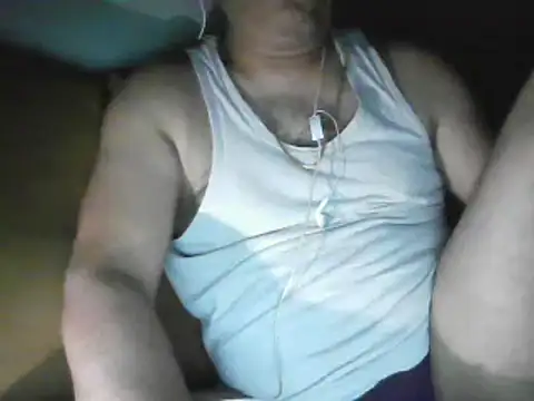 Snapshot of samee00721 chatting on February 2025 05:37:01 PM samee00721 online show from February 2025 05:37:01 PM