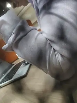 samee00721 online show from April 2026 10:05:01 AM