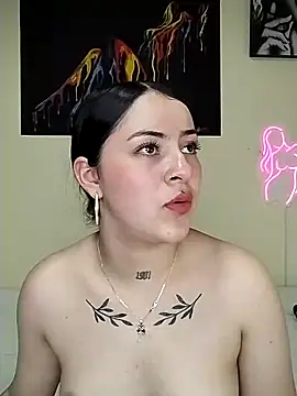 Emily-Hott- online show from December 2024 06:31:01 PM