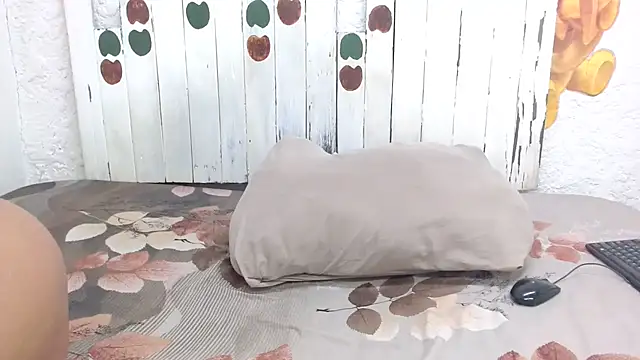 LolaTwerksXX online show from October 2025 05:04:02 AM