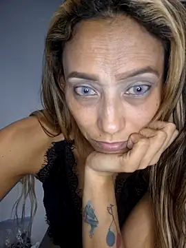 salome drasin online show from April 2026 03:38:01 AM