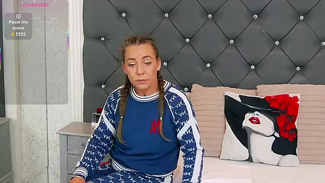 Snapshot of KatyNolan chatting on March 2026 07:03:01 AM KatyNolan online show from March 2026 07:03:01 AM