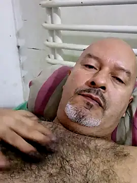 Snapshot of Juan_45 chatting on May 2026 01:39:02 PM Juan 45 online show from May 2026 01:39:02 PM